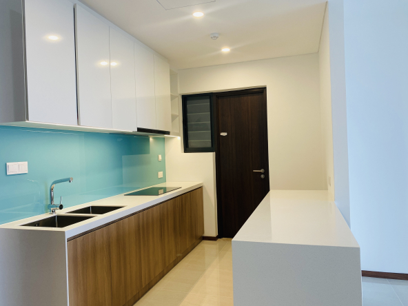 ONE VERANDAH 2 BEDROOMS UNFURNISHED FOR RENT