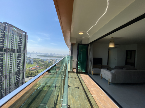 4 BEDROOM APARTMENT AT FELIZ EN VISTA SOMERSET BUILDING
