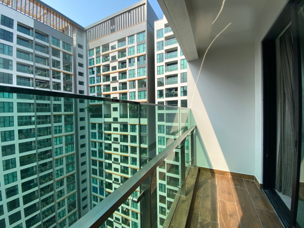 MODERN 3 BEDROOM -FELIZ EN VISTA